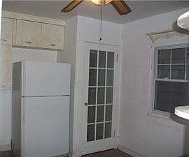 5th image of 236 Newfield St