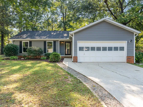 106 Carla Ct, Cary, NC 27513