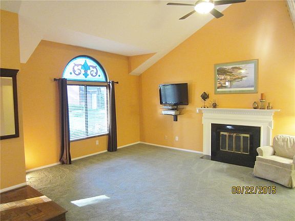 5th image of 9246 Golden Woods Dr