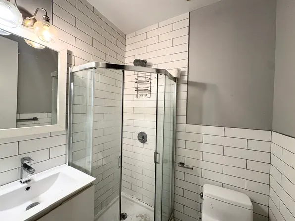 1351 Hancock Street image 10 of 10