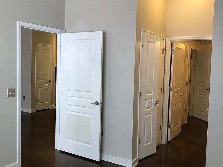3000 Vanderbilt Pl #112 — Photo 17