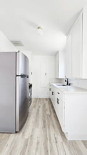 2905 Exposition Blvd #3 Photo 1