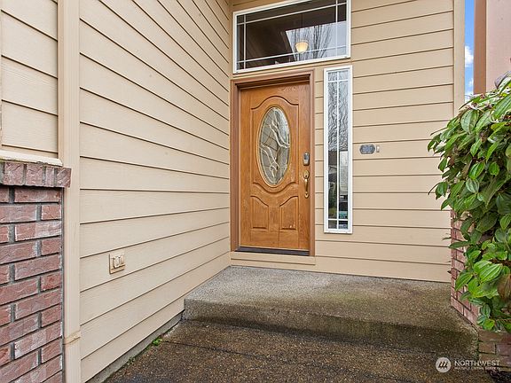 3rd image of 17701 NE 30th Street