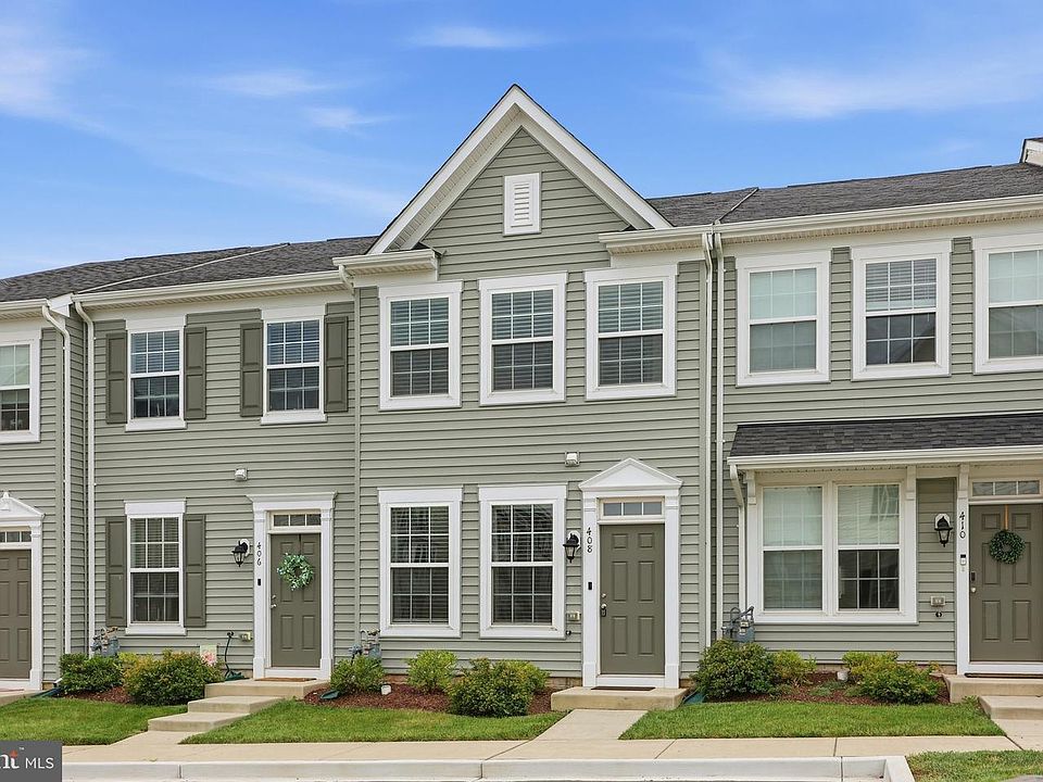 1st image of 408 Pemberton Park Ln