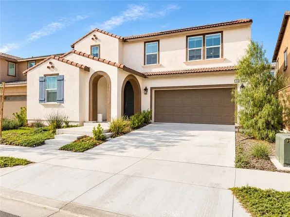 16746 Camphor St, Fontana, CA 92336