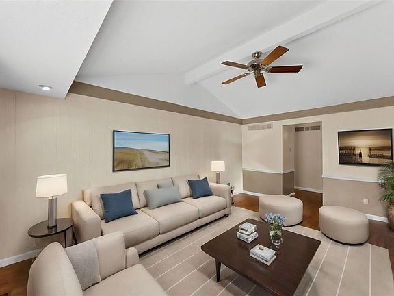 3rd image of 3538 Hirondelle Ln