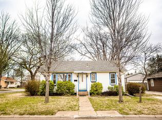 1607 N Kuney St, Abilene, KS 67410