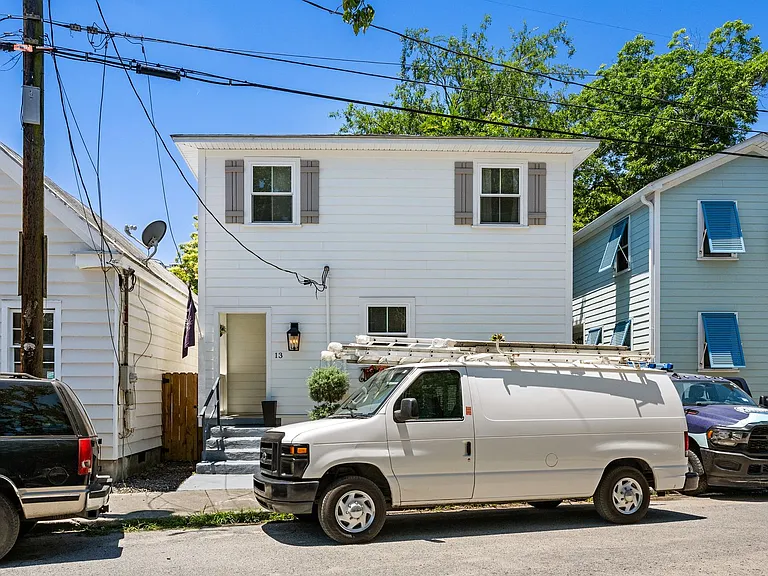13 H St — Photo 1
