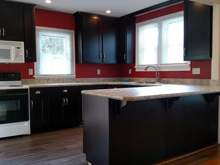 106 N Union St — Photo 8