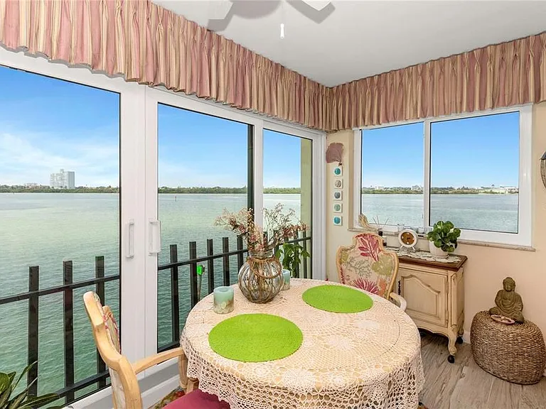 868 Bayway Blvd #312 — Photo 24