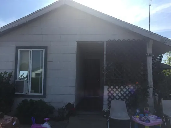 5323 S Wildwood Ave, Del Rey, CA 93616
