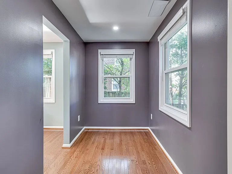 2848 Fairhaven Ave — Photo 9