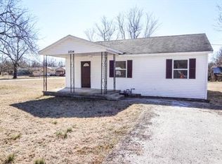 2724 E Commercial St, Springfield, MO 65803