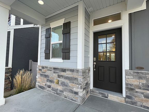 3rd image of 13958 S Rockwell Sq