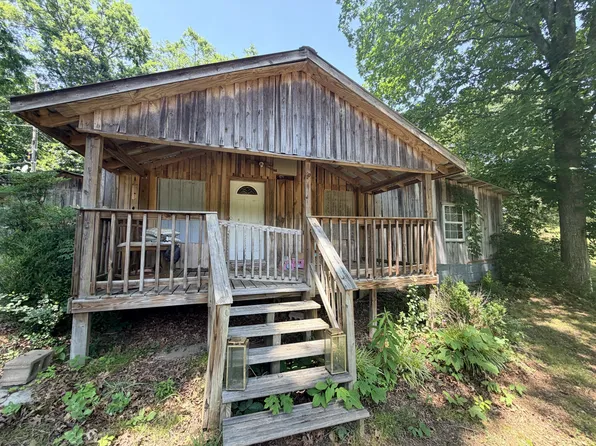 14356 Highway 438 W, Linden, TN 37096