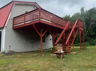 296 Lang Hill Rd, Palmyra, ME 04965