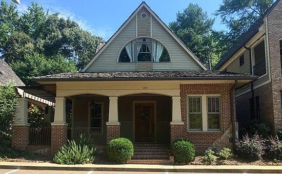 204 Globe Loop