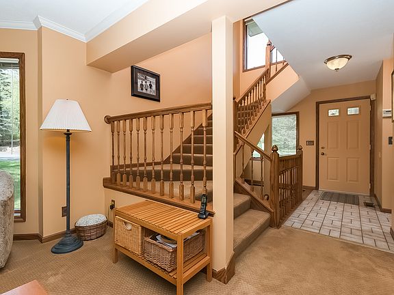 3rd image of 118 Wildwood Bay Drive