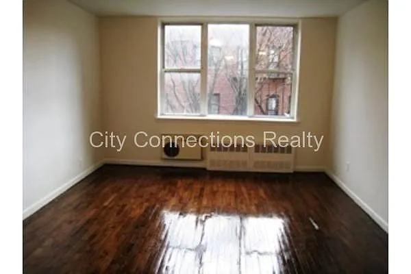 Rented by City Connections Realty | media 23