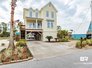 111 W 6th Ave, Gulf Shores, AL 36542