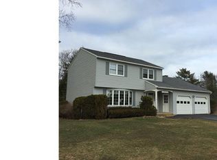 4 Newcomb Dr, Winslow, ME 04901