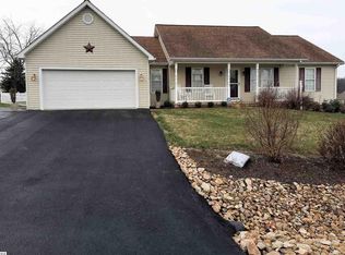 72 Spring Ridge Dr, Stuarts Draft, VA 24477