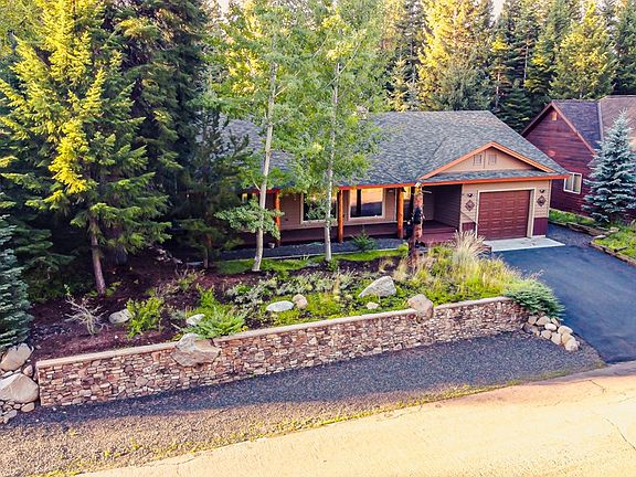 4th image of 1020 Fireweed Dr