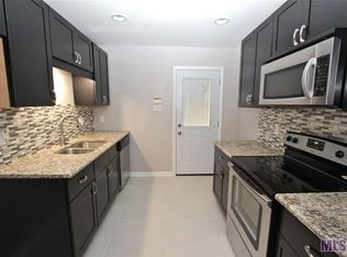 11032 Red Oak Dr, Baton Rouge, LA 70815