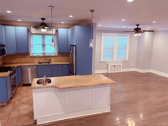 3rd image of 435 Beach 124 Street