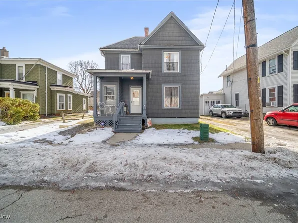 179 Evergreen St, Conneaut, OH 44030