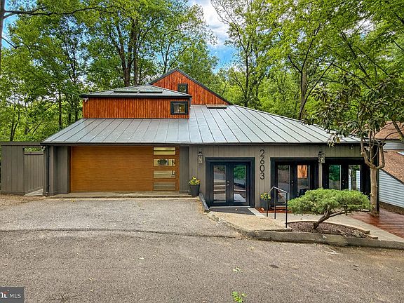 5th image of 2603 Klingle Rd NW