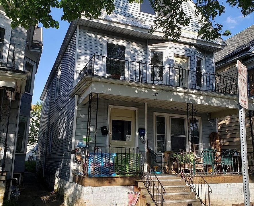 1st image of 387 Dearborn St