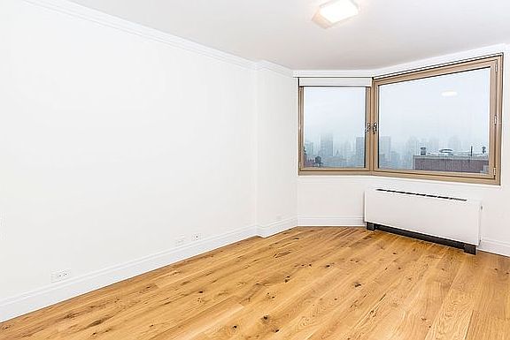 5th image of 201 E 86th St APT 9F