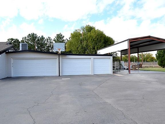 3rd image of 4371 Boy Scout Ln