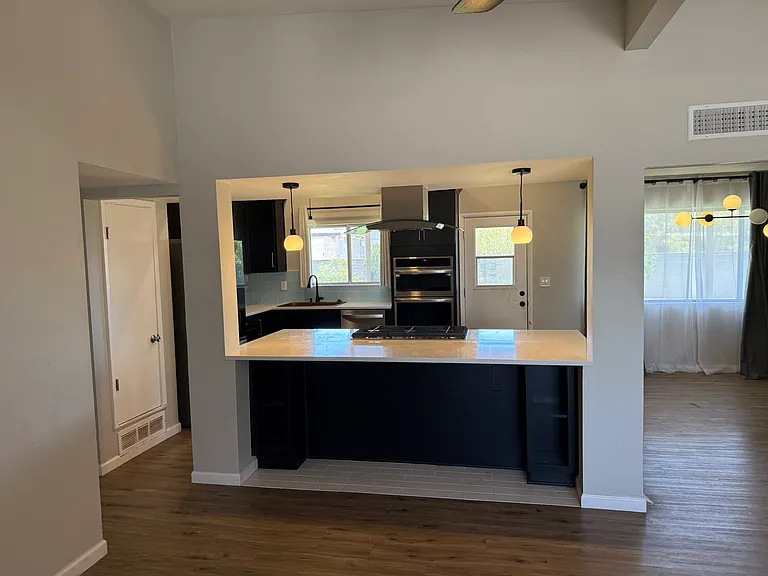8812 E Shiloh Pl — Photo 6