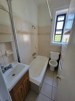 Rented by HFF Realty LLC | media 16