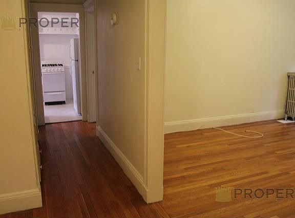 3rd image of 104 Washington St
