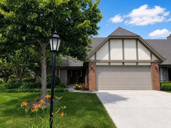 645 Willowick COURT #A, Brookfield, WI 53045