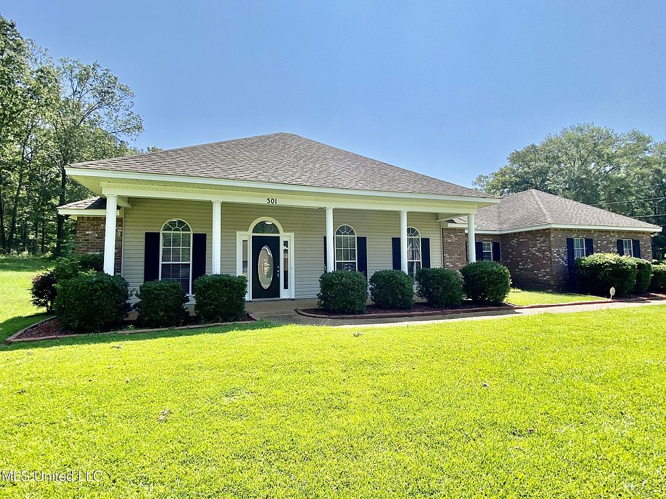 301 Seminole Cir, Terry, MS 39170 | Zillow