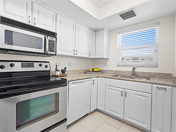 5th image of 3939 Ocean Dr APT 502B