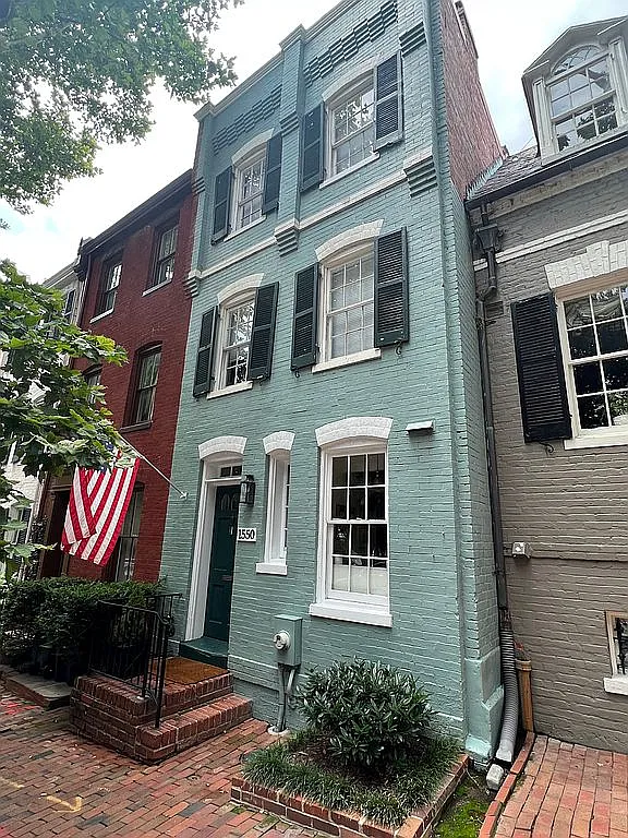 1550 34th St NW photo 1