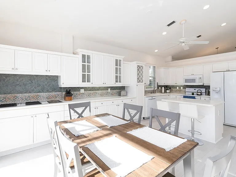 Kitchen area