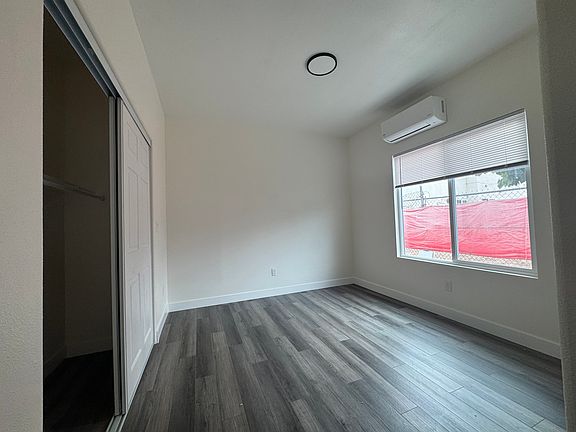 3rd image of 7211 Fulton St #7215