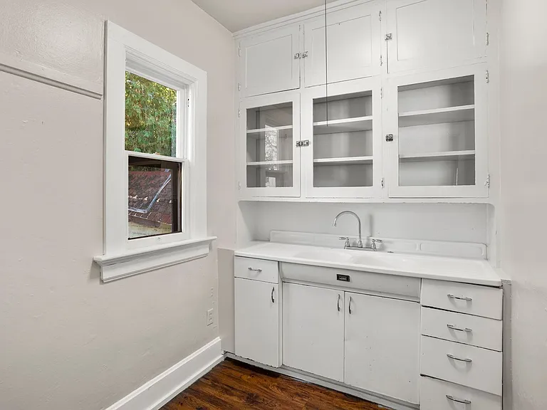 1314 S 12th St — Photo 15