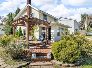 2449 Peachtree Ct, Manitou Beach, MI 49253