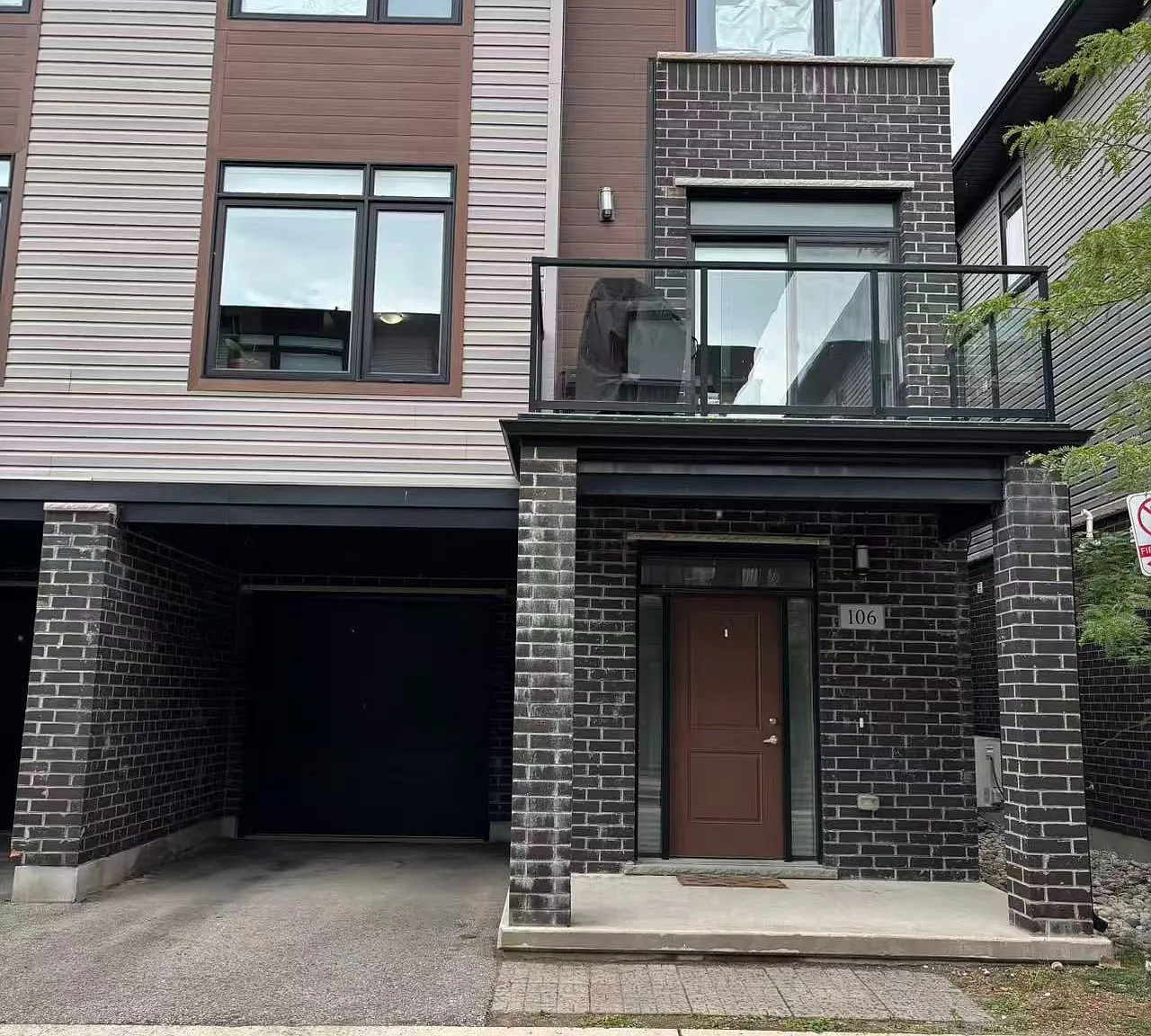 4 bed, $2,500 — Photo 2