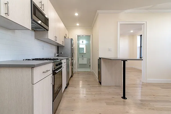 Rented by Dallien Realty Limited Liability Company | media 6