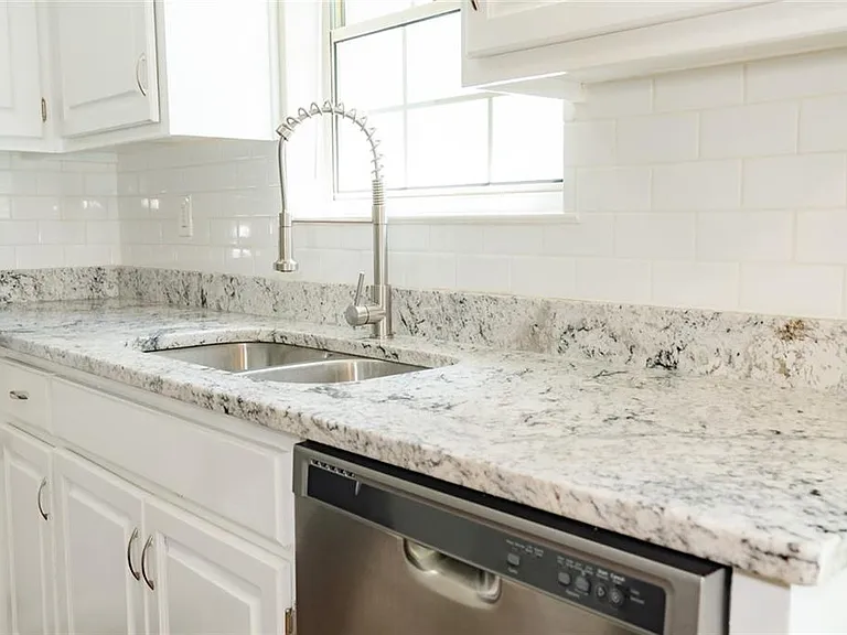 1850 Panorama Blvd W — Photo 5
