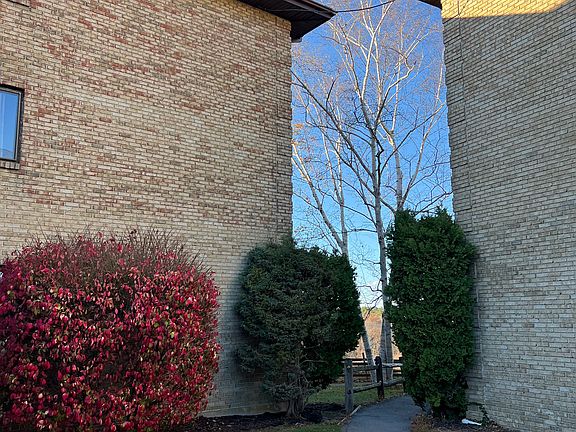 5th image of 164 Whitehall Rd #4-17