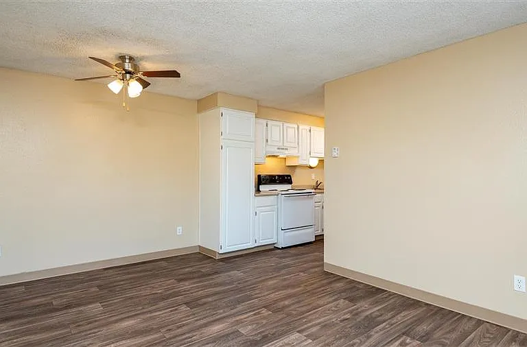 Battlecreek South | Living Room
